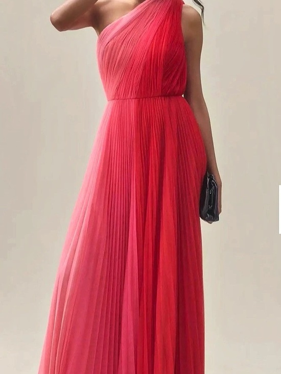 Hutch Dresses & Skirts - Hutch One-Shoulder Color Block Tulle Pleated Dress in Pink & Red Size 10